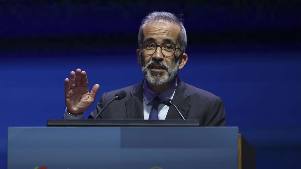 O ministro de Estado e dos Negócios Estrangeiros, Paulo Rangel, intervém durante a sessão de encerramento do Fórum Portugal Nação Global, no Centro Cultural de Belém, em Lisboa, 30 de março de 2026. O fórum tem como objetivo a criação de um espaço de encontro entre empresários, investidores, especialistas, câmaras de comércio, associações e lideranças políticas, para gerar parcerias, promover negócios, MANUEL DE ALMEIDA/LUSA