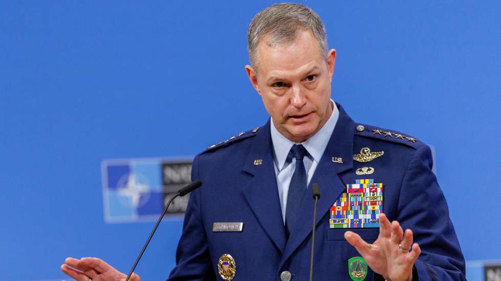 epa12974497 Supreme Allied Commander Europe (SACEUR) General Alexus G. Grynkewich speaks during a joint press conference following a NATO Military Committee in Chiefs of Defence session, at the North Atlantic Treaty Organization (NATO) headquarters in Brussels, Belgium, 19 May 2026.  EPA/OLIVIER MATTHYS