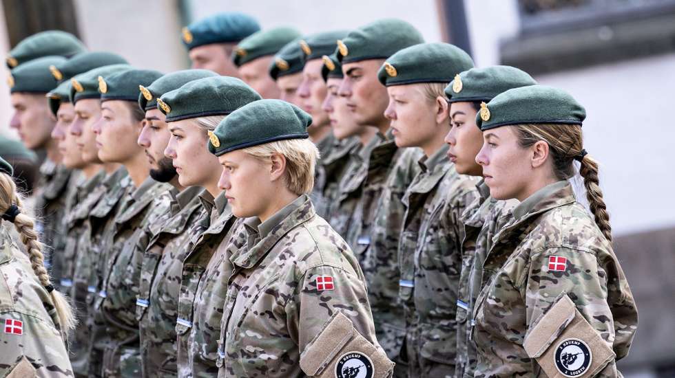 epa11219903 (FILE) Women take part in a military parade in Aalborg, Denmark, 05 September 2021 (issued 14 March 2024). The Danish government announced plans of a major restructuring of conscription of the Danish army on 14 March 2024. The government plans to introduce female conscription from 2026. At the present time, the constitution stipulates that women can serve in the Danish army but are not obligated to conscription.  EPA/Henning Bagger DENMARK OUT