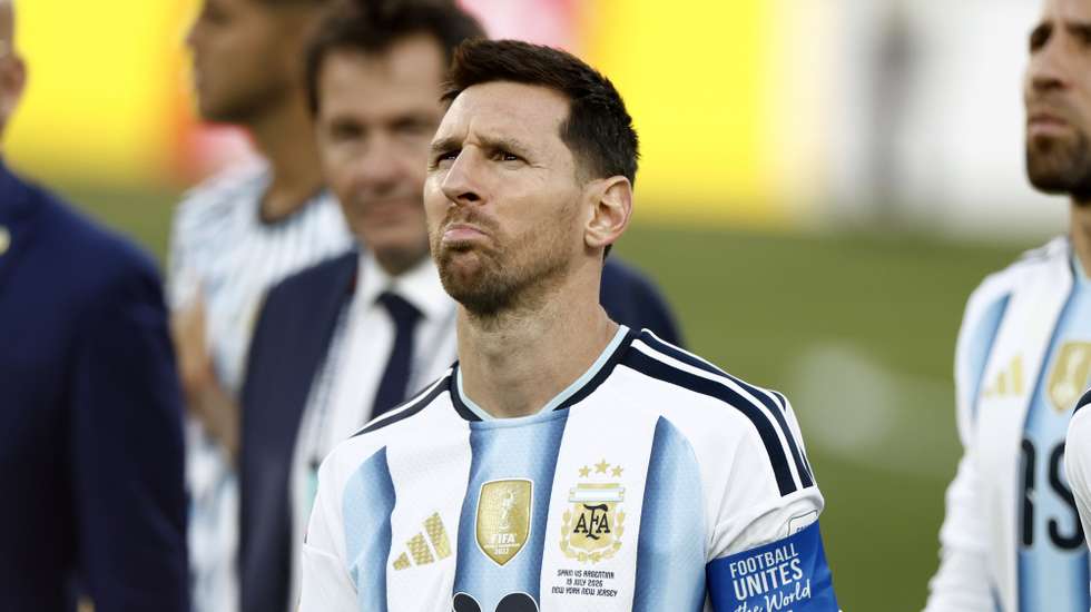 epa13121934 Lionel Messi of Argentina shows disappointment during the awards ceremony after the FIFA World Cup 2026 final match Spain against Argentina, in East Rutherford, New Jersey, USA, 19 July 2026.  EPA/WILL OLIVER