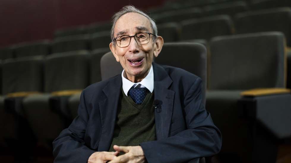 O constitucionalista Jorge Miranda, em entrevista à Lusa sobre direito à manifestação e direito à habitação, na Faculdade de Direito da Universidade de Lisboa, 28 de outubro de 2026. JOSÉ SENA GOULÃO/LUSA (ACOMPANHA TEXTO DE 30 DE OUTUBRO DE 2026)
