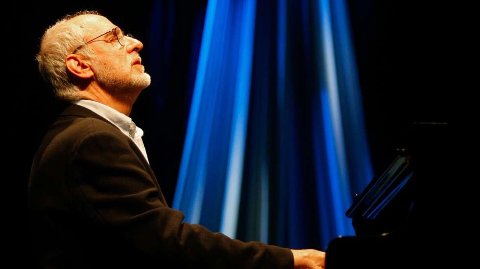 "As Folhas Novas Mudam de Cor", nome de uma composição de Pinho Vargas e de um dos seus álbuns de jazz, é também título do concerto em torno da obra do compositor