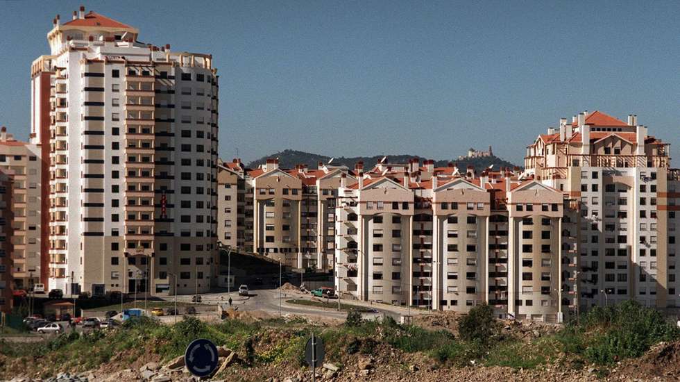 A garantia pública para o crédito à habitação própria permanente a jovens até 35 anos (inclusive) aplica-se a contratos assinados até final de 2026 e permite ao Estado garantir, enquanto fiador, até 15% do valor