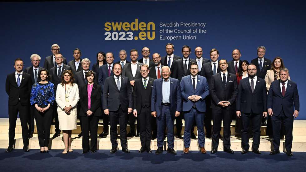 epa10622878 Tobias Billstroem (front, C-L), Swedens' Minister for Foreign Affairs, and Josep Borrell Fontelles (front C-R), the High Representative of the Europen Union for Foreign Affairs and Security Policy and Vice-President of the European Commission, pose for a group photo with the international attendants of an informal meeting of the EU's foreign ministers and relevant EU commissioners, in Stockholm, 12 May 2023.  EPA/Jonas Ekstroemer SWEDEN OUT