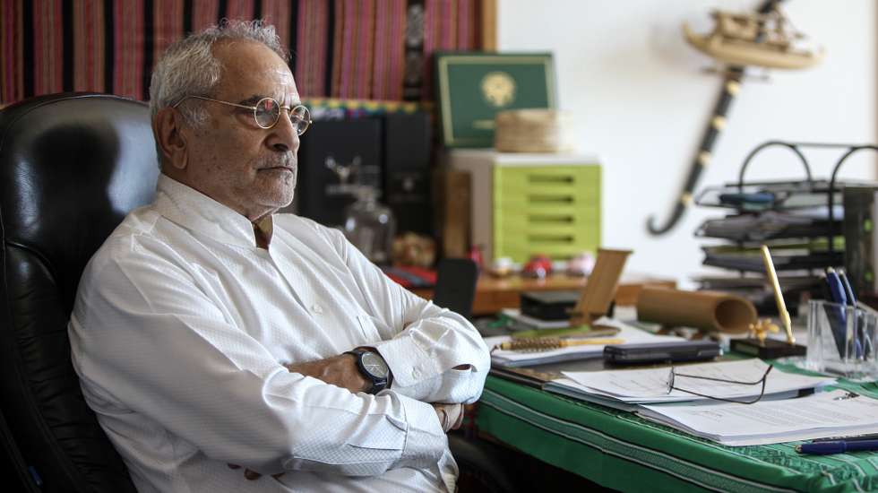 O Presidente da República de Timor-Leste, José Ramos-Horta, posa para a fotografia durante uma entrevista onde considerou que uma maioria absoluta saída das eleições de domingo é a melhor solução para o país, vincando, porém, que o partido vencedor não deve trabalhar sozinho na governação, em Díli, Timor-Leste, 15 de maio de 2023. (ACOMPANHA TEXTO DA LUSA). ANTÓNIO SAMPAIO / LUSA