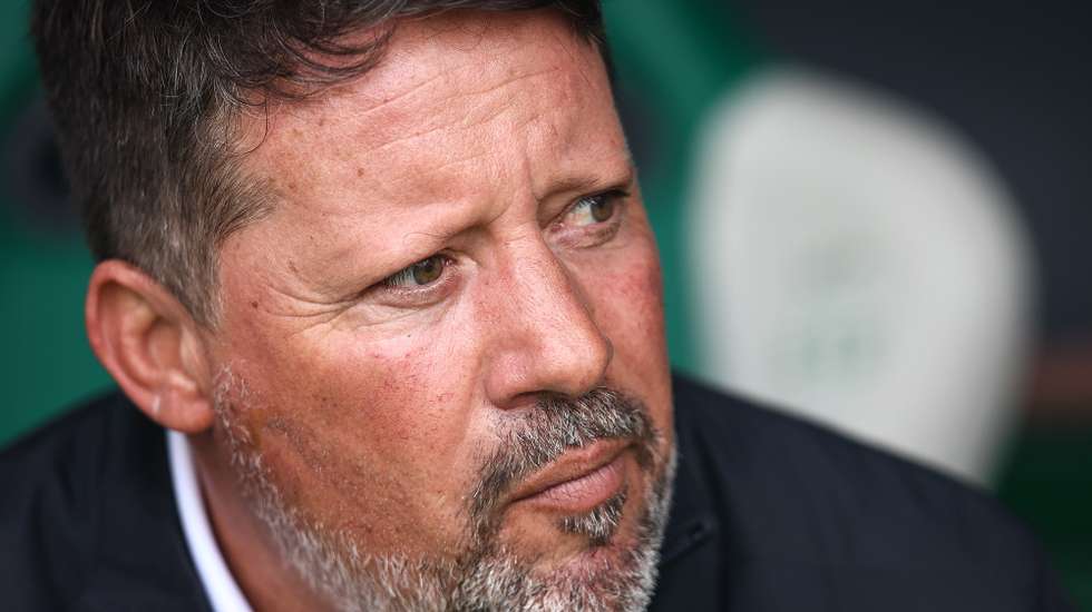 Portimonense head coach Paulo SErgio reacts during the First League Soccer match against Sporting held at Alvalade Stadium, in Lisbon, Portugal, 04 May 2024. RODRIGO ANTUNES/LUSA