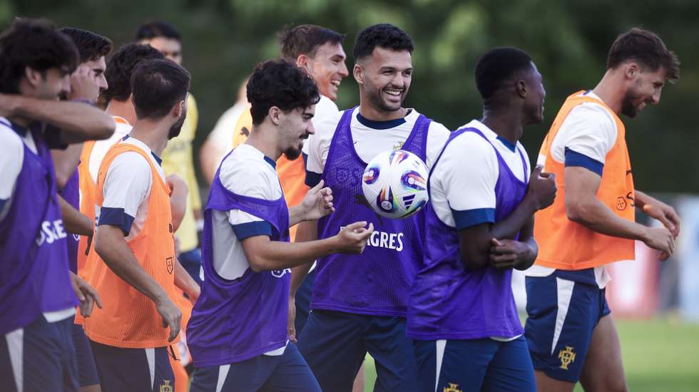 Portugal national soccer team players during a training session, in Yerevan, Armenia, 05 September 2025. The Portuguese national team faces Armenia for FIFA World Cup qualifiers on September 6th. JOSE SENA GOULAO/LUSA