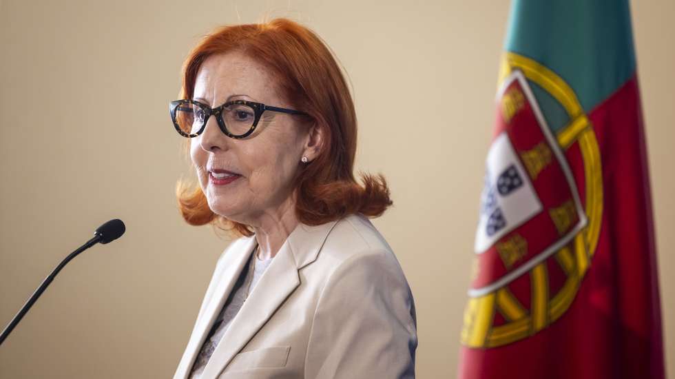 A ministra do Ambiente e Energia, Maria da Graça Carvalho, usa da palavra durante a apresentação do Programa Alcateia 2025-2035, no Ministério do Ambiente, em Lisboa, 07 de julho de 2025. JOSÉ SENA GOULÃO/LUSA