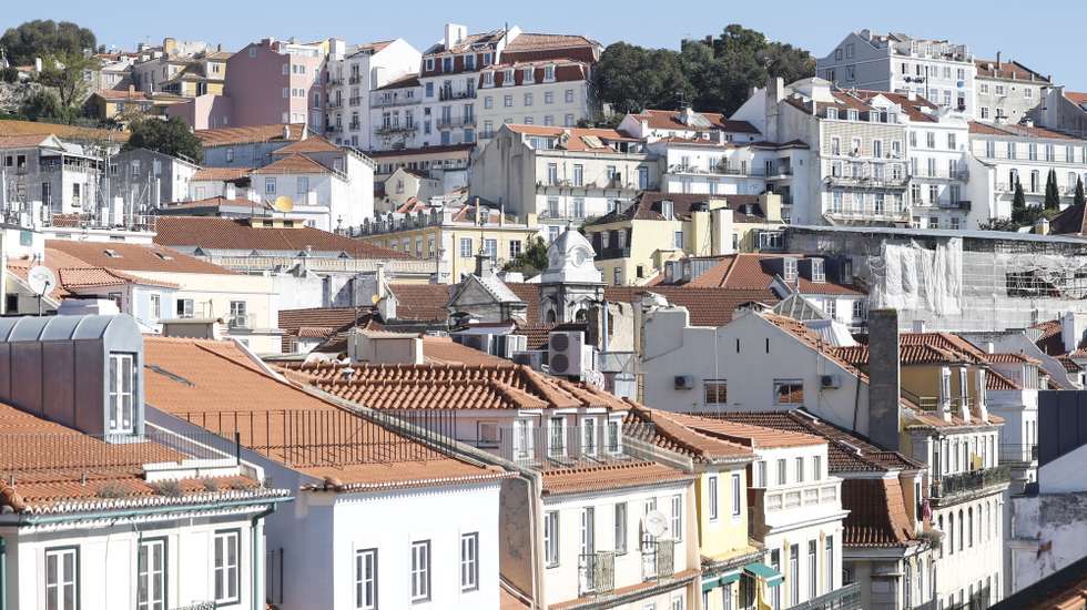 Visão geral de prédios da baixa pombalina, em Lisboa, 16 de fevereiro de 2025. Habitação. Arquitetura. Construção Civil.  ANTÓNIO PEDRO SANTOS/LUSA