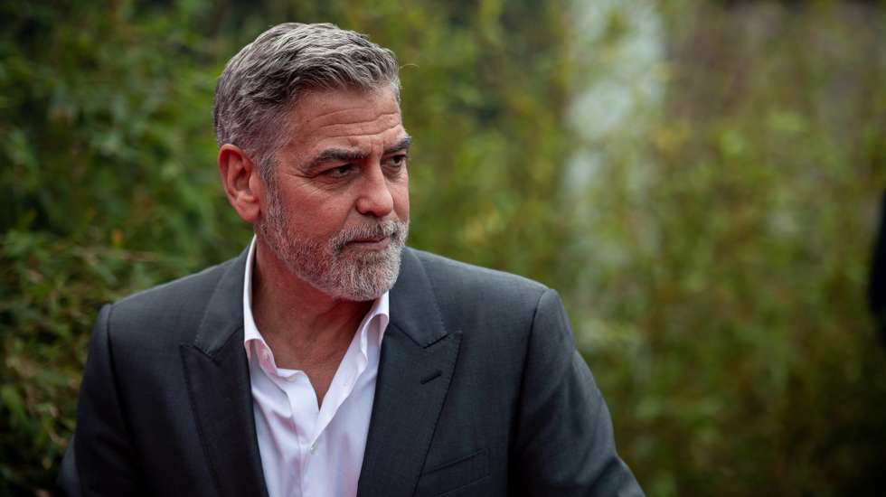 epa10650706 US actor George Clooney attends the German Postcode Lottery Charity Gala 2023 in Duesseldorf, Germany, 23 May 2023. Clooney is the International Ambassador for the Postcode Lottery Group. German Postcode Lottery was founded in 2016 and is collecting money for charity purposes.  EPA/FABIAN STRAUCH
