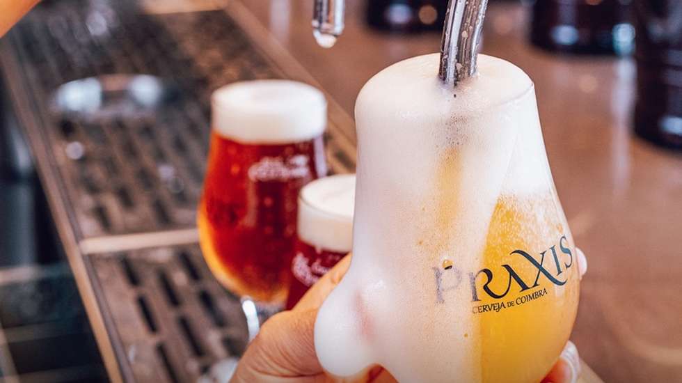 Cervejaria Praxis fica na margem esquerda do Mondego, em Coimbra
