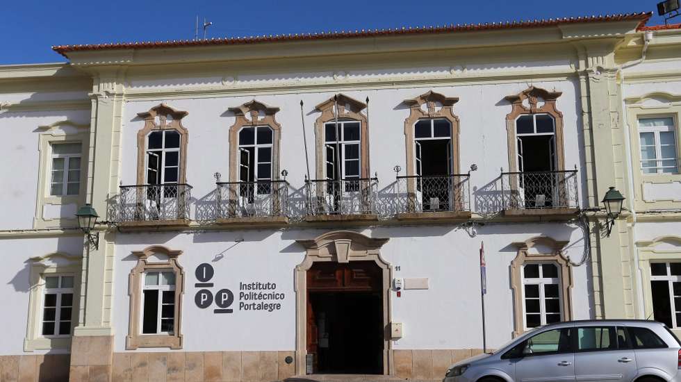 Luís Loures explicou que a instituição está, desta forma, a dar "uma resposta muito concreta às carências da região"