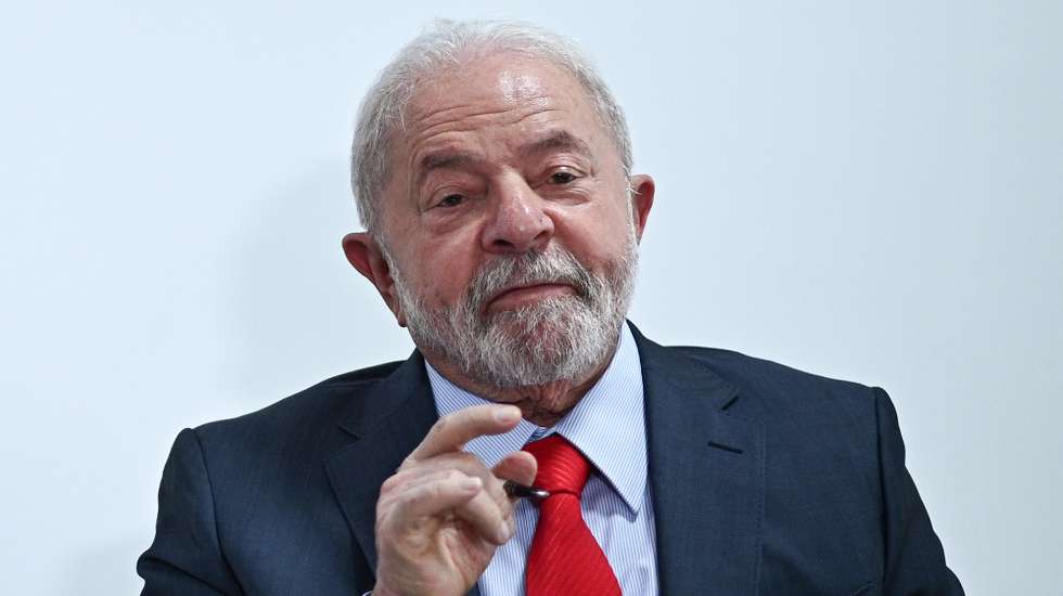 epa10402218 The President of Brazil, Luiz Inacio Lula da Silva, participates in a meeting of ministers to sign economic measures for the country, at the Planalto Palace, in Brasilia, Brazil, 12 January 2023. The Brazilian Finance Minister, Fernando Haddad, presented this 12 January a first set of measures that the government of the progressive Luiz Inacio Lula da Silva will adopt to reduce the country's fiscal deficit.  EPA/Andre Borges