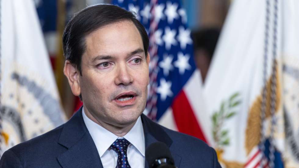 epa11842336 US Secretary of State Marco Rubio delivers remarks after being sworn in by US Vice President JD Vance (unseen) in the Vice President's ceremonial office in Washington, DC, USA, 21 January 2025. The Senate unanimously confirmed Rubio as America's 72nd Secretary of State with a bipartisan vote of 99-0.  EPA/SHAWN THEW / POOL