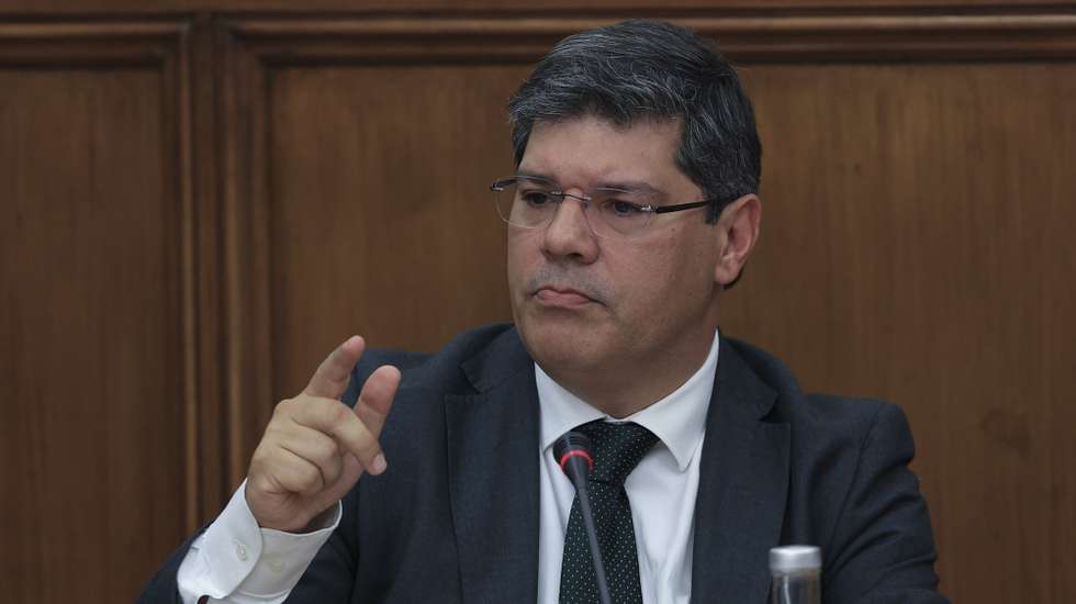 O ex-secretário de Estado da Internacionalização, Eurico Brilhante Dias, intervém na sua audição sobre a situação financeira da instituição e sobre o negócio da internacionalização dos jogos sociais, na Assembleia da República, em Lisboa, 08 de maio de 2024. ANTÓNIO COTRIM/LUSA