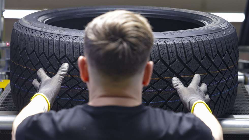 epa12781535 An employee inspects tires at the Continental tire factory in Korbach, Germany, 27 February 2026. Continental AG is a German technology company that develops and manufactures tires, automotive safety systems, vehicle electronics, and mobility solutions for the automotive industry worldwide.  EPA/CHRISTOPHER NEUNDORF