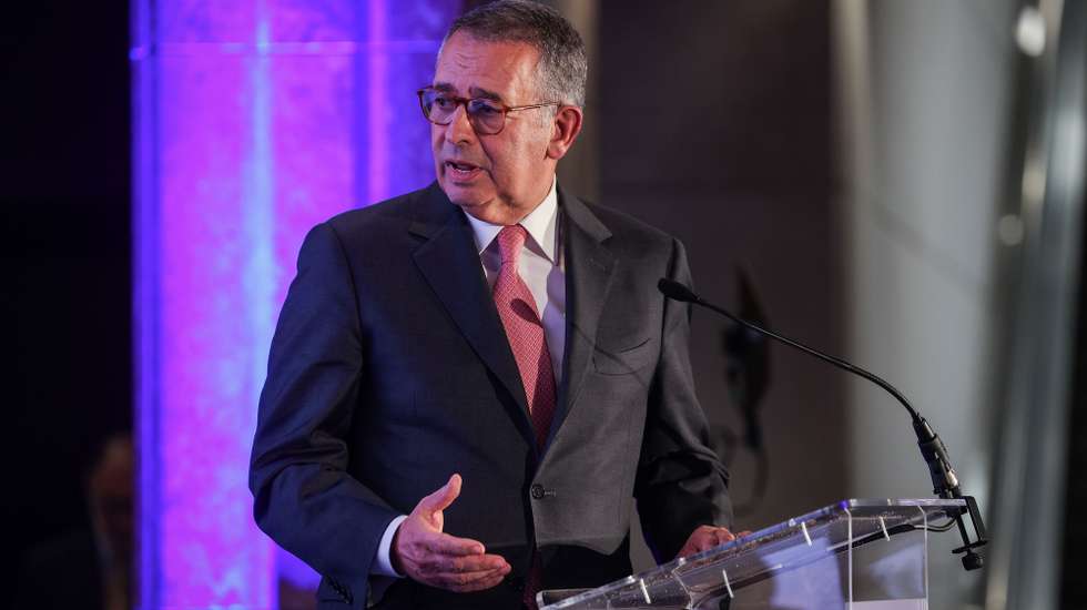 O Presidente da República, António José Seguro, intervém na apresentação do livro "Álvaro Siza Vieira: Arquiteto dos Sonhos", da autoria de Fátima Campos Ferreira, esta tarde em Lisboa, 19 de outubro de 2026. MIGUEL A. LOPES/LUSA