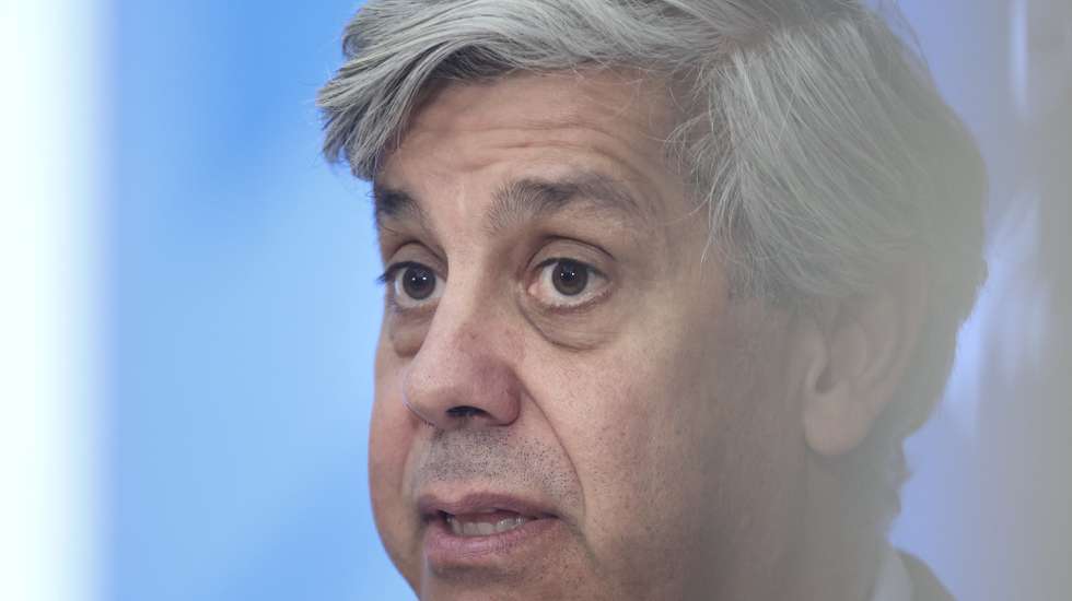 O governador do Banco de Portugal, Mário Centeno, intervém durante a conferência "Sentido e Limites da Função Sancionatória no Banco Central - Legalidade e Oportunidade", no Museu do Dinheiro, Lisboa, 17 de outubro de 2023. CARLOS M. ALMEIDA/LUSA