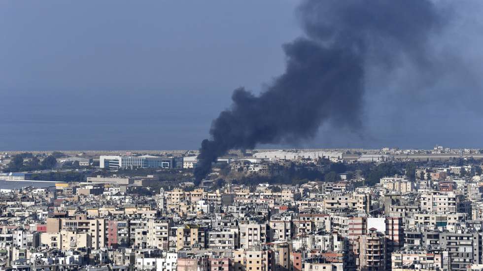 epa11661706 Smoke billows after an Israeli air strike on Dahieh, a southern suburb of Beirut, Lebanon, 16 October 2024. According to the Lebanese Ministry of Health, more than 2,350 people have been killed and over 10,906 have been injured in Lebanon since the start of hostilities. The Israeli Army said that the strikes early on 16 October targeted Hezbollah facilities in Beirut's southern suburb.  EPA/STR