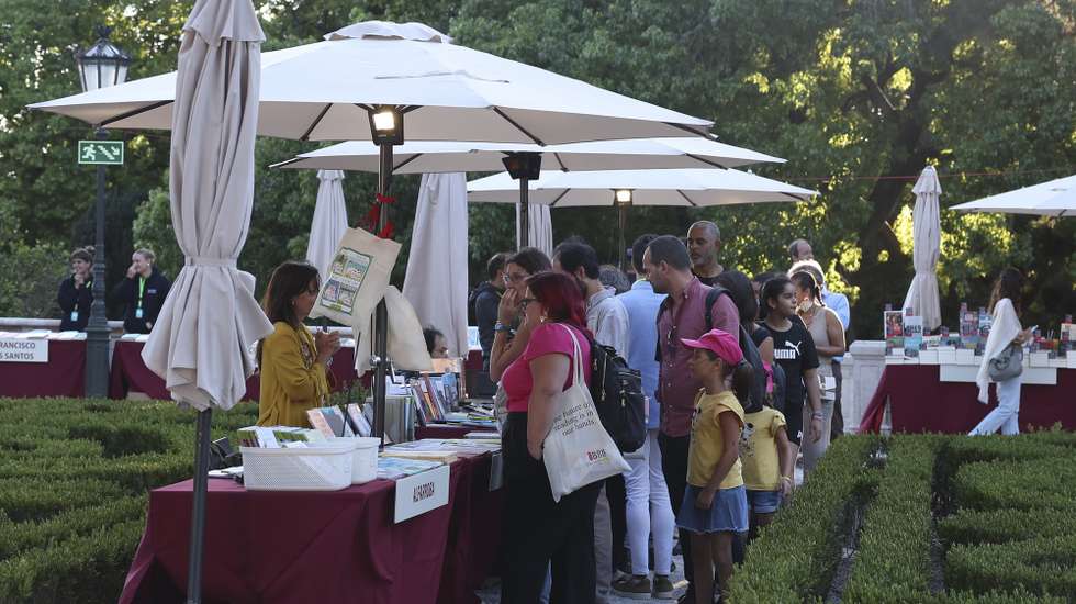 Visitantes durante a abertura oficial da Festa do Livro em Belém 2024, no Palácio de Belém, Lisboa, 05 de setembro de 2024. ANTÓNIO COTRIM/LUSA