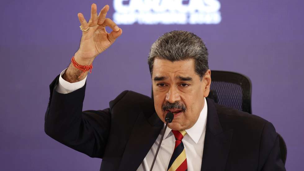 epa12344133 Venezuelan President Nicolas Maduro speaks during a press conference in Caracas, Venezuela, 01 September 2025. Maduro warned his US counterpart, Donald Trump, that US Secretary of State Marco Rubio wants to 'stain his hands' with 'Venezuelan blood,' accusing the top US diplomat of seeking political change in the Caribbean nation through a 'military threat.'  EPA/RONALD PENA