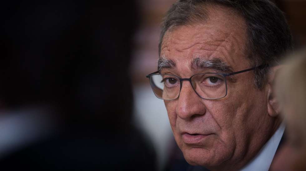 Questionado pelo Observador, Edmundo Martinho confirma que o Ministério da Segurança Social não deu autorização concreta àquela operação mas defende: "Nem tinha de dar"
