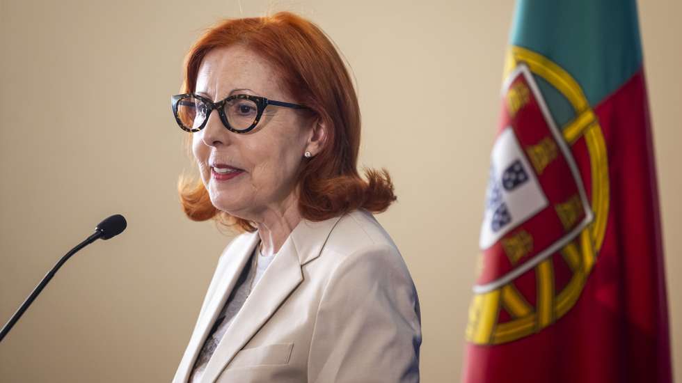 A ministra do Ambiente e Energia, Maria da Graça Carvalho, usa da palavra durante a apresentação do Programa Alcateia 2025-2035, no Ministério do Ambiente, em Lisboa, 07 de julho de 2025. JOSÉ SENA GOULÃO/LUSA