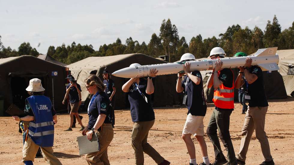 Uma equipa de universitários participa no EuRoC – European Rocketry Challenge (lançamento de foguetes), organizado pela Agência Espacial Portuguesa e conta com a participação de 28 equipas universitárias selecionadas de 16 países a decorrer no Campo Militar de Santa Margarida, em Constância, 14 de outubro de 2025. (ACOMPANHA TEXTO DE 15 DE OUTUBRO DE 2025). PAULO CUNHA/LUSA