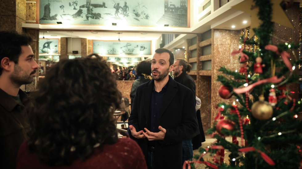 O candidato à Presidência da República, Jorge Pinto (D), durante uma jantar-comício, no Porto, 12 de dezembro de 2025. JOSÉ COELHO/LUSA