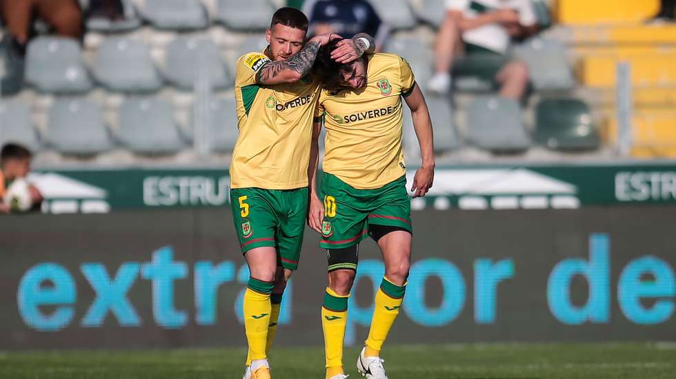 O jogador do Paços Ferreira, Gaitan, festeja o golo obtido contra o Rio Ave no jogo da Primeira Liga de futebol entre o FC Paços de Ferreira e o Rio Ave FC, disputado no Estádio Capital do Móvel, em Paços de Ferreira, 21 de maio de 2023. MANUEL FERNANDO ARAÚJO/LUSA