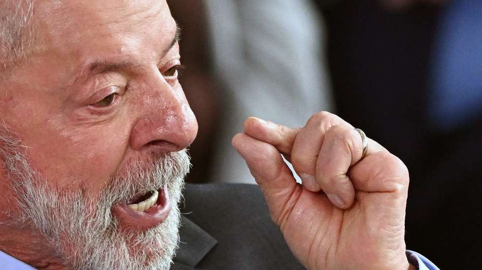 epa12550750 Brazilian President Luiz Inacio Lula da Silva speaks during a ceremony in Brasilia, Brazil, 26 November 2025. Da Silva signed a law reducing taxes for lower-income earners and increasing taxes for the wealthiest, which is already one of his key campaign issues for the October 2026 elections.  EPA/ANDRE BORGES