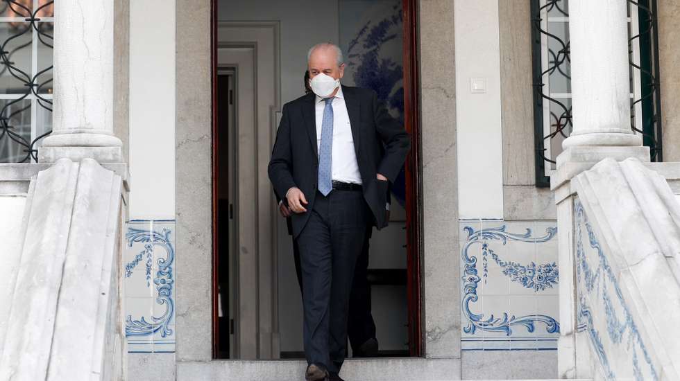 O presidente do Partido Social Democrata (PSD), Rui Rio, momentos antes de falar aos jornalistas após uma reunião com o presidente do Fórum para a Competitividade, Pedro  Ferraz da Costa (ausente na foto), Lisboa , 02 de março de 2021. ANTÓNIO COTRIM/LUSA