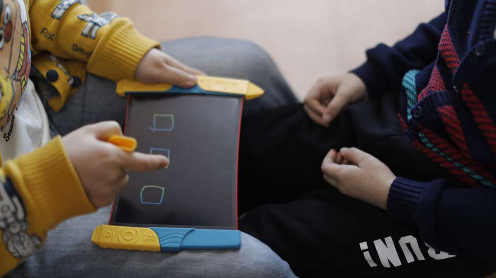 Podem participar no projeto pessoas com diagnóstico de Perturbação do Espectro do Autismo e pessoas com um diagnóstico não formal