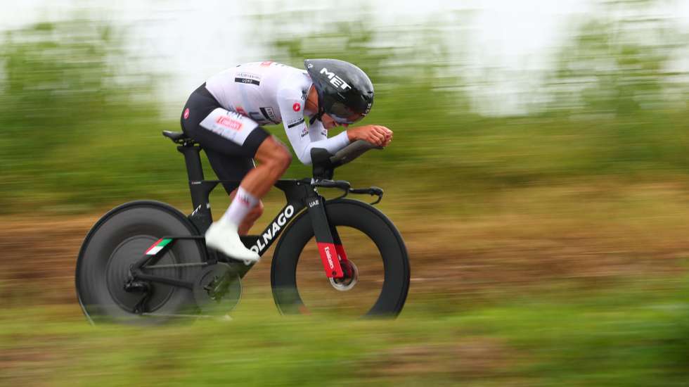 João Almeida conseguiu fazer um contrarrelógio de grande nível em Valladolid, terminando da melhor forma com um quarto lugar sem perder muito tempo para Remco Evenepoel e Primoz Roglic