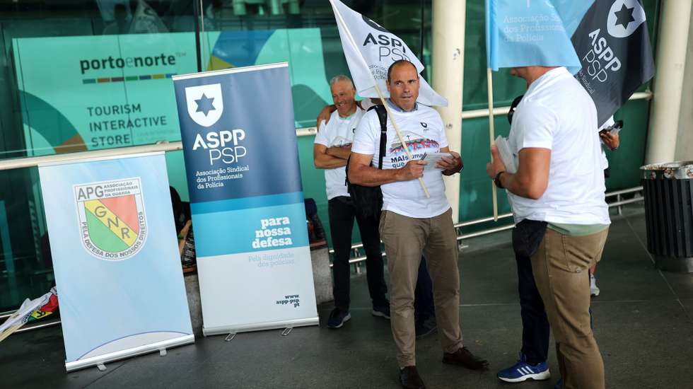 Plataforma de sindicatos da PSP e associações da GNR pedem audiência a Marcelo