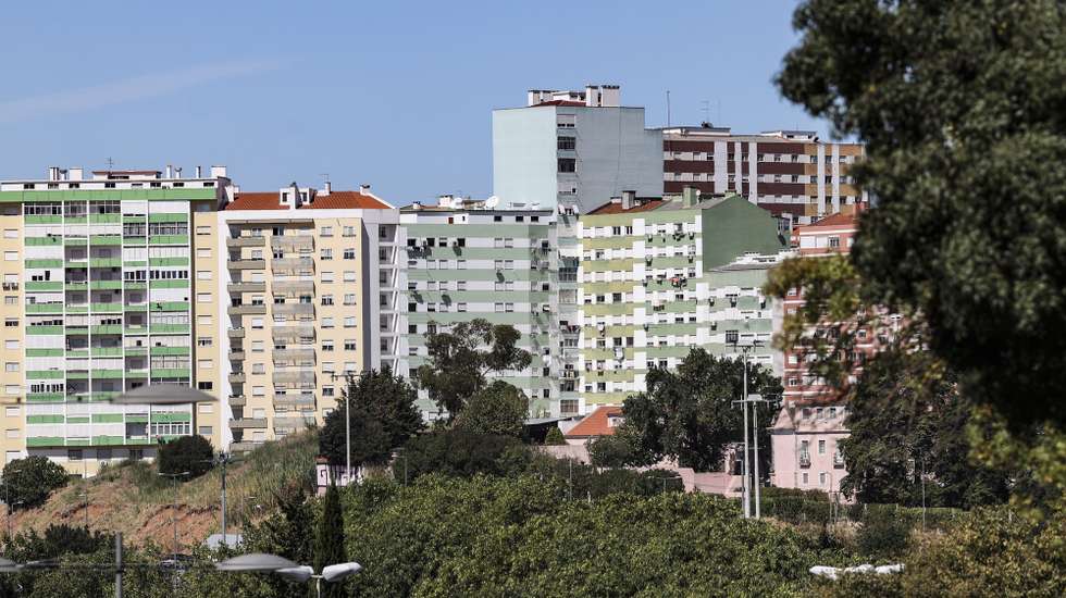 Prédios para habitação própria, arendar, vender ou alugar no distrito de Lisboa, 31 de agosto de 2023. MIGUEL A. LOPES/LUSA