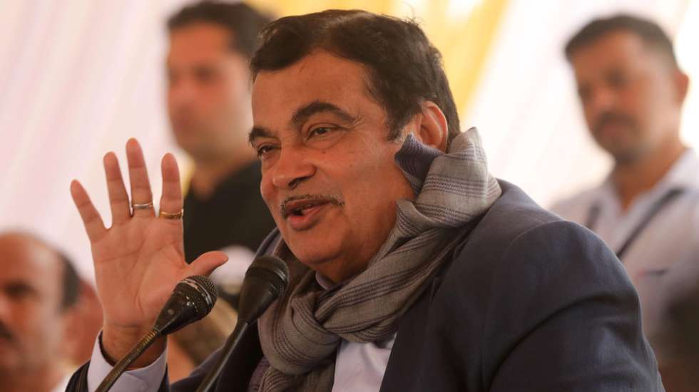 epa09492776 Indian Minister for Road Transport and Highways, Nitin Gadkari, addresses media persons outside Zojila tunnel on the Srinagar-Ladakh highway in Zojila, some 100 kilometers from Srinagar, the summer capital of Indian Kashmir, 28 September 2021. Once completed the Zojila tunnel will be India’s longest road tunnel and Asia’s longest bi-directional tunnel and will make Srinagar-Ladakh highway an all-weather road.  EPA/FAROOQ KHAN