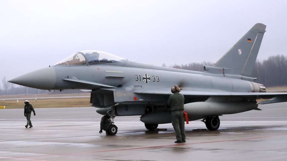 epa11743528 A German Air Force (German Luftwaffe) Eurofighter lands during a ceremony at the Lielvarde Air Base to mark the end of the NATO Baltic Air Policing Mission in Latvia, 27 November 2024. The nine-month mission in Latvia came to an end on 27 November with the departure of German fighter jets that had been deployed at the base since March 2024.  EPA/TOMS KALNINS