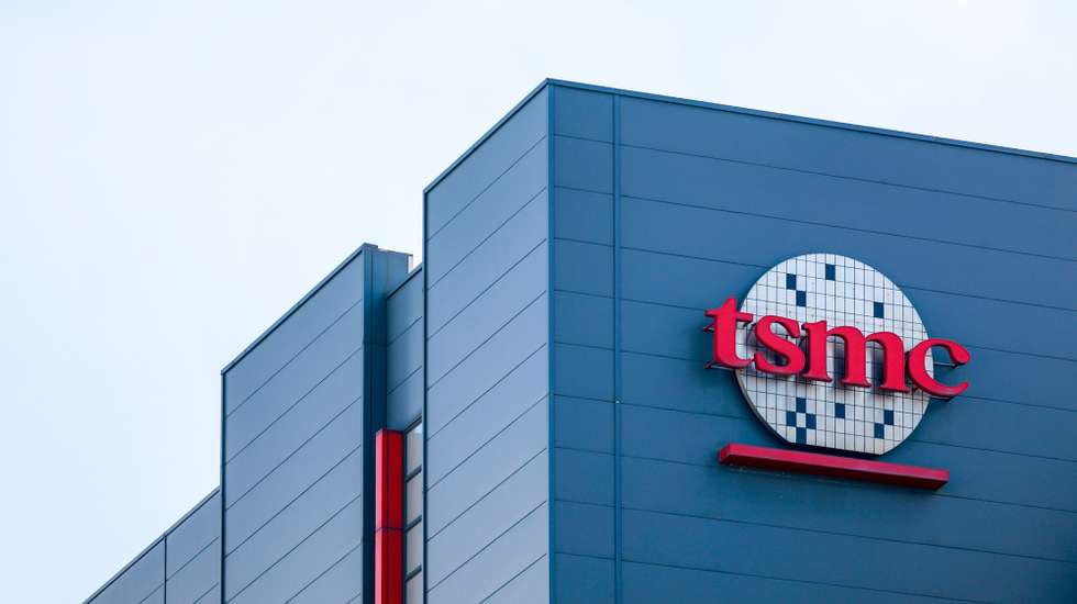epa12440872 The Taiwan Semiconductor Manufacturing Company Limited (TSMC) logo is displayed outside its fabrication plant in Hsinchu, Taiwan, 09 October 2025. TSMC announced its net revenue for September 2025 at 330.98 billion New Taiwan Dollars (approximately 10.87 billion US Dollars), down 1.4 percent from August but up 31.4 percent compared to September 2024. Revenue from January to September 2025 reached 2,762.96 billion New Taiwan Dollars (approximately 90.65 billion US Dollars), an increase of 36.4 percent compared to the same period in 2024.  EPA/RITCHIE B. TONGO