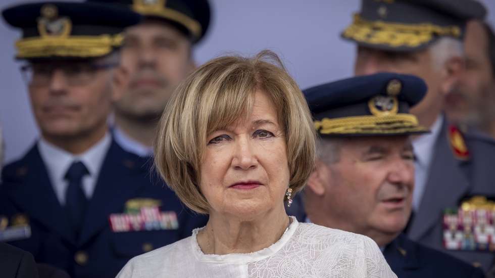 A escritora Lidia Jorge durante a cerimónia militar comemorativa do Dia de Portugal, no âmbito das Comemorações do 10 de Junho, Dia de Portugal, de Camões e das Comunidades Portuguesas, em Lagos, 10 de junho de 2025. JOSÉ SENA GOULÃO/LUSA