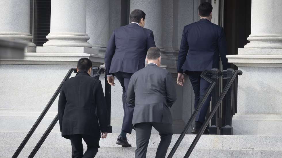 epa12649083 US Secretary of State Marco Rubio (2-L) arrives to the Eisenhower Executive Office Building for a meeting with Greenland's Foreign Minister Vivian Motzfeldt and Denmark's Foreign Minister Lars Lokke Rasmussen, along with Vice President JD Vance, about US President Donal Trump's push to acquire Greenland in Washington, DC, USA, 14 January 2026.  EPA/JIM LO SCALZO