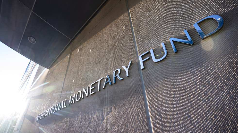 epa08743975 A sign for the International Monetary Fund (IMF) outside its headquarters in Washington, DC, USA, 14 October 2020. The IMF World Bank Group 2020 annual fall meeting has gone virtual due to the Coronavirus pandemic.  EPA/JIM LO SCALZO