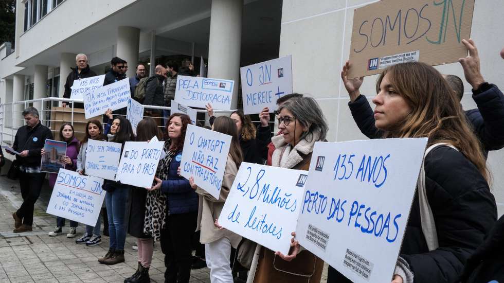 devido a “ações e pressões levadas a cabo pela atual Comissão Executiva do Global Media Group"