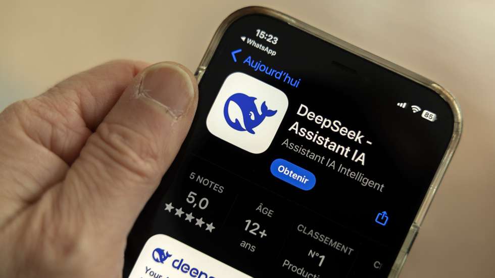 epa11858486 The icon of the Chinese app DeepSeek is seen on a mobile phone, in Geneva, Switzerland, 28 January 2025. Shares in major tech firms plummeted following the growing popularity of Deepseek, a Chinese artificial intelligence (AI) app that offers comparable performance at a fraction of the cost of its rivals.  EPA/SALVATORE DI NOLFI