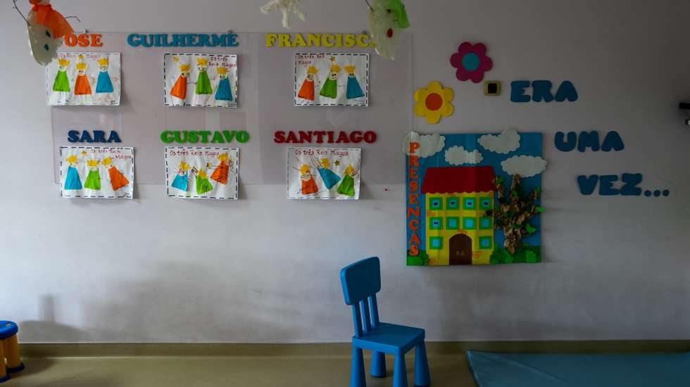 Aspeto de uma sala de aula da Creche Paço de S. Francisco, em Sacavém, 14 de maio de 2020. A creche reabre dia 18 de maio, dia definido pelo Governo para a reabertura com medidas de proteção adicionais. (ACOMPANHA TEXTO DE 15 DE MAIO DE 2020). JOSÉ SENA GOULÃO/LUSA