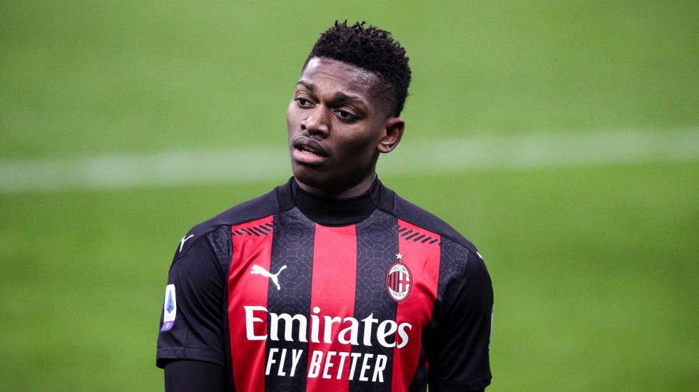 Rafael Leão fez uma assistência na derrota do AC Milan frente à Juventus desta quarta-feira, a primeira na Serie A, naquele que está a ser o seu melhor início de temporada