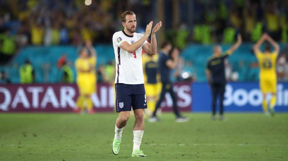 Harry Kane demorou apenas quatro minutos a quebrar a resistência ucraniana em Roma