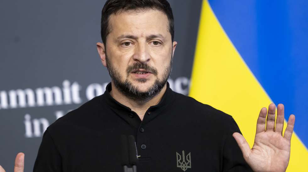 epa11415190 Ukrainian President Volodymyr Zelensky speaks during the closing Media conference during the Summit on peace in Ukraine in Stansstad near Lucerne, Switzerland, 16 June 2024. International heads of state gather on 15 and 16 June at the Buergenstock Resort in central Switzerland for the two-day Summit on Peace in Ukraine.  EPA/ALESSANDRO DELLA VALLE / POOL EDITORIAL USE ONLY