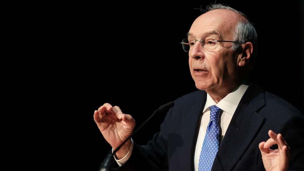 O candidato à Presidência da República Luís Marques Mendes participa na 9. ª Conferência anual do ECO - jornal económico digital, que pretende promover uma reflexão sobre o futuro económico de Portugal até 2030, Serralves, Porto 7 de novembro de 2025. JOSÉ COELHO/LUSA
