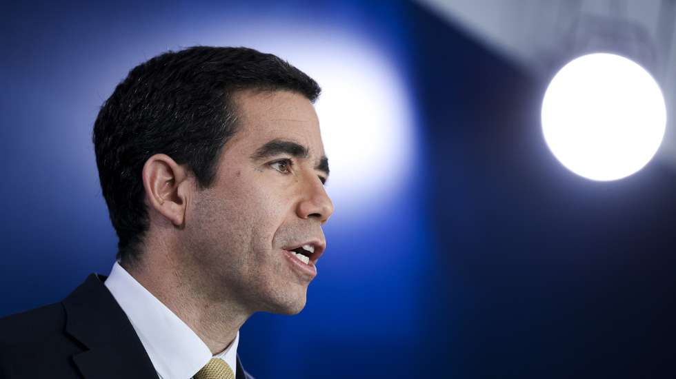O ministro da Presidência, António Leitão Amaro, durante o briefing após reunião do Conselho de Ministros, no Campus XXI, em Lisboa, 12 de junho de 2025. FILIPE AMORIM/LUSA